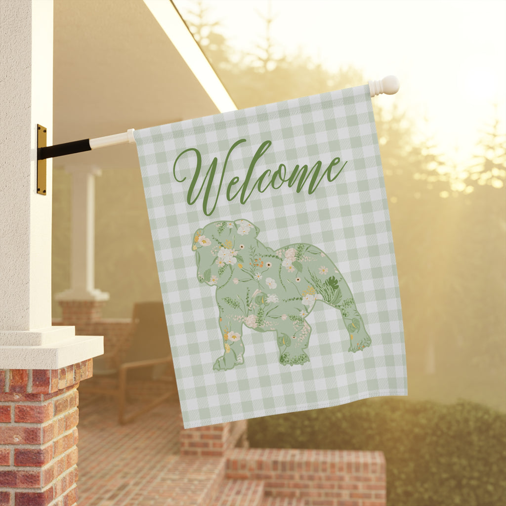 Green Gingham Bulldog Welcome Garden Banner, Floral Pet Décor, Outdoor Sign, Housewarming Gift