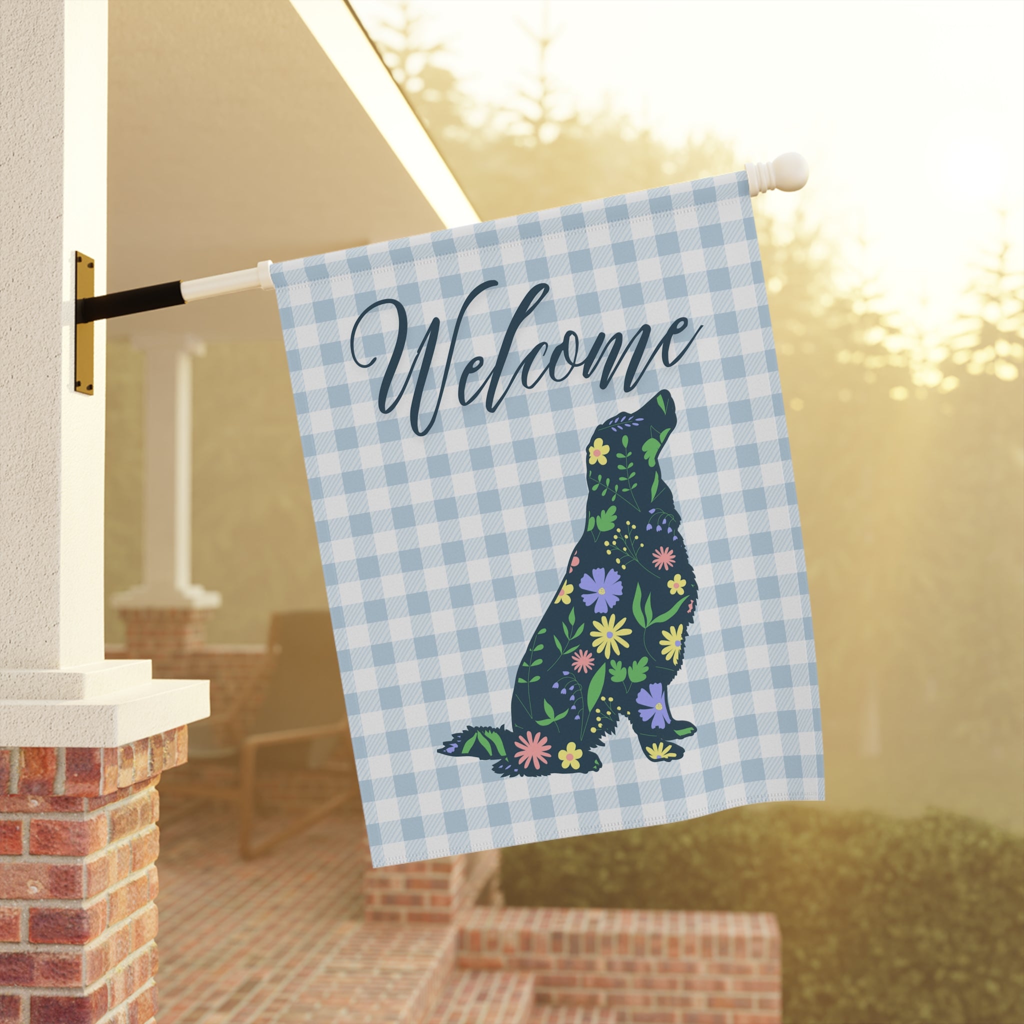 Blue Gingham Golden Retriever Welcome Garden Banner, Floral Pet Décor, Outdoor Sign, Housewarming Gift