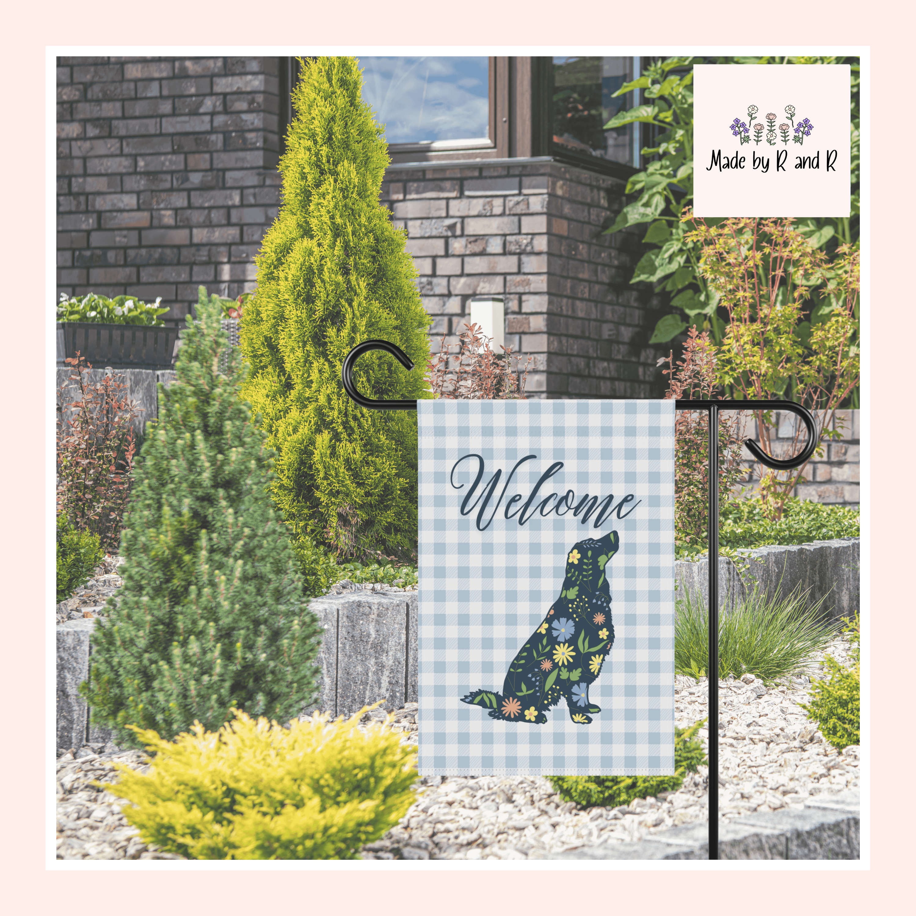 Blue Gingham Golden Retriever Welcome Garden Banner, Floral Pet Décor, Outdoor Sign, Housewarming Gift