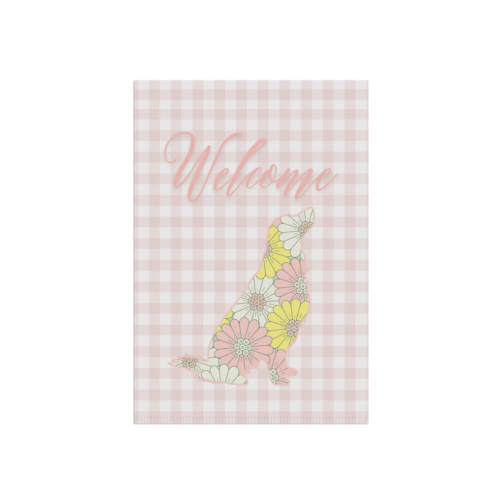 Pink Gingham Golden Retriever Welcome Garden Banner, Floral Pet Décor, Outdoor Sign, Housewarming Gift