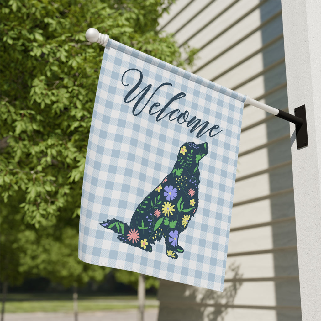 Blue Gingham Golden Retriever Welcome Garden Banner, Floral Pet Décor, Outdoor Sign, Housewarming Gift