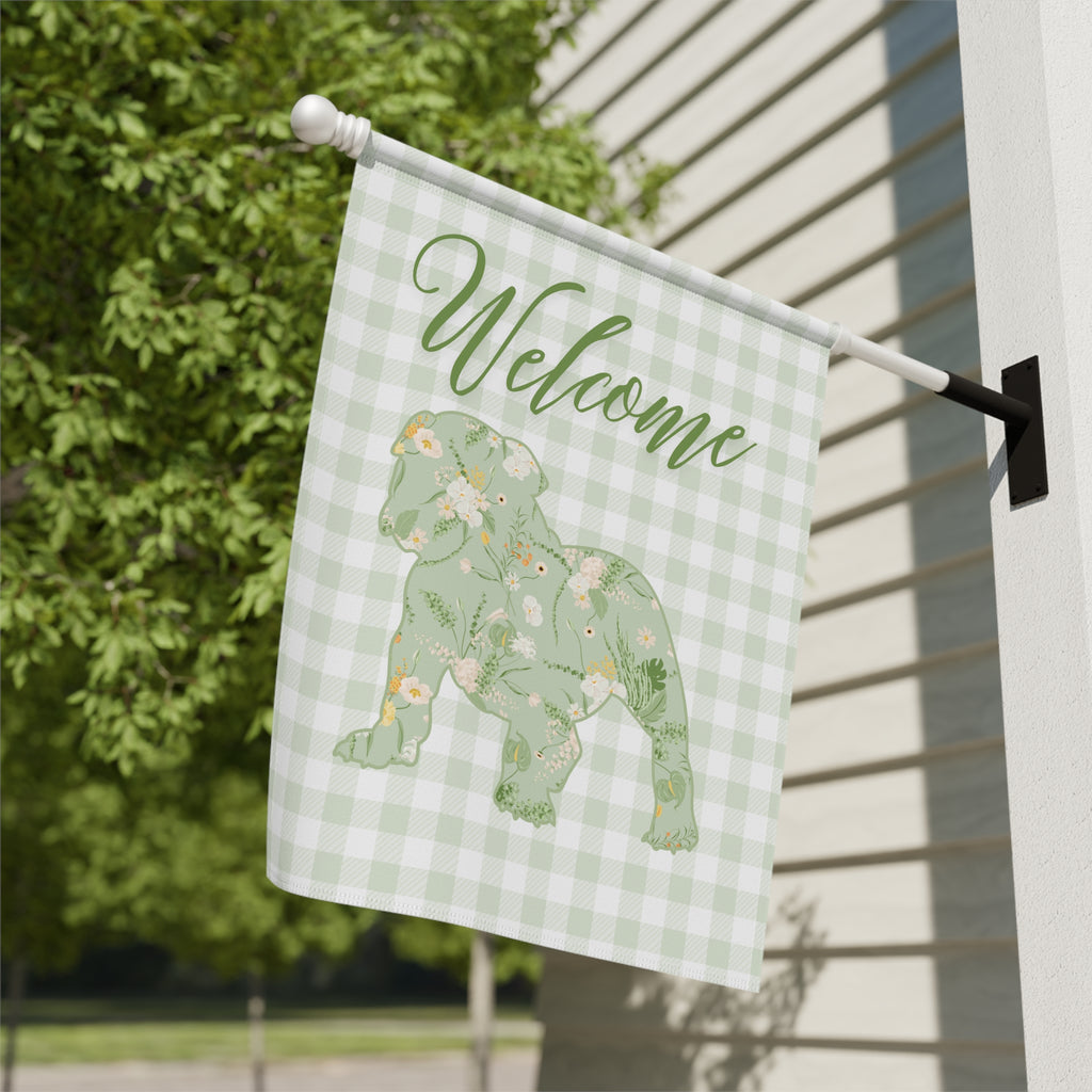 Green Gingham Bulldog Welcome Garden Banner, Floral Pet Décor, Outdoor Sign, Housewarming Gift